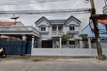 6 Bedroom House for rent in Bang Chak, Bangkok