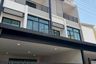 3 Bedroom Townhouse for sale in Sixnature Watcharapol, Tha Raeng, Bangkok near MRT Vatcharaphon