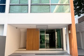 4 Bedroom Townhouse for sale in Bang Chak, Bangkok near BTS Bang Chak