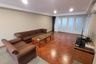 3 Bedroom Condo for rent in United Tower, Khlong Tan Nuea, Bangkok near BTS Thong Lo