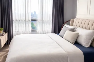 2 Bedroom Condo for sale in Phaya Thai, Bangkok near BTS Saphan Kwai