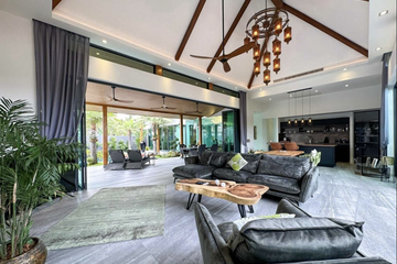 3 Bedroom Villa for Sale or Rent in Si Sunthon, Phuket