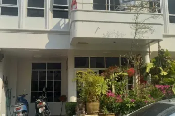 3 Bedroom House for Sale or Rent in Na Kluea, Chonburi