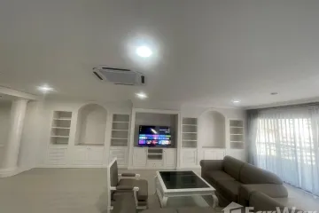 3 Bedroom Apartment for rent in Khlong Toei Nuea, Bangkok near MRT Sukhumvit