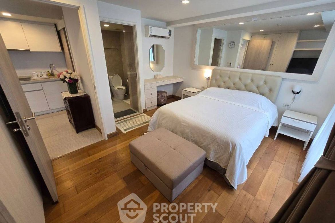 Watthana, Bangkok - Photo 2