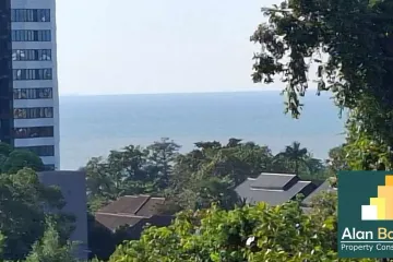 1 Bedroom Condo for rent in Na Kluea, Chonburi