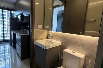 1 Bedroom Condo for rent in Chom Phon, Bangkok near MRT Phahon Yothin