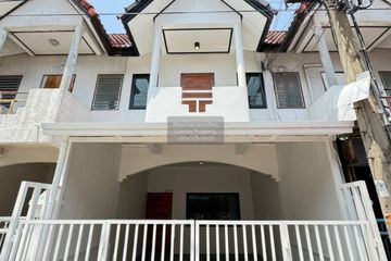 3 Bedroom Townhouse for sale in Natthakan 3,5, Khlong Thanon, Bangkok