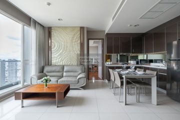 2 Bedroom Condo for rent in Wat Phraya Krai, Bangkok