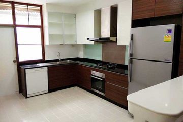 3 Bedroom Townhouse for rent in Khlong Toei Nuea, Bangkok near MRT Phetchaburi