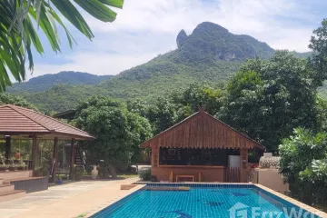 5 Bedroom House for sale in Sam Roi Yot, Prachuap Khiri Khan