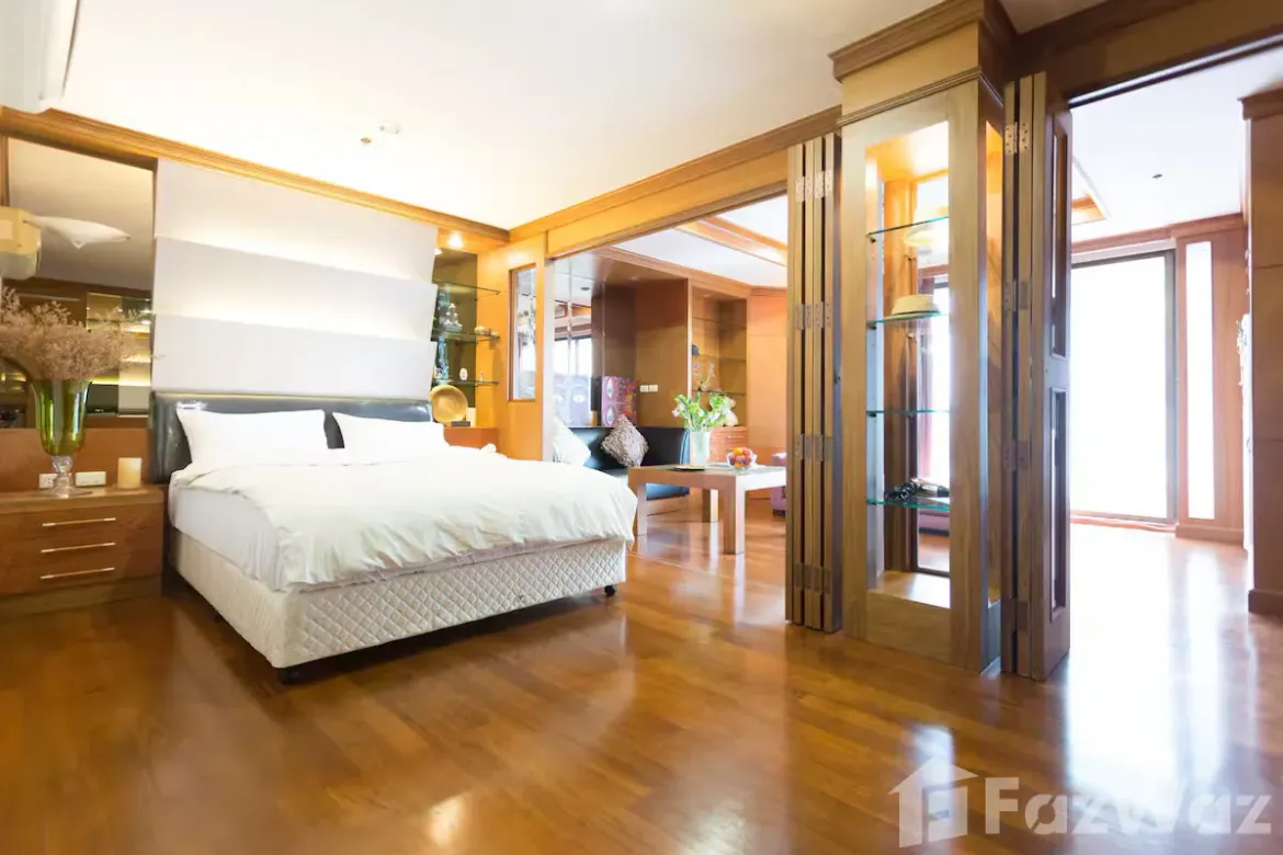 Watthana, Bangkok - Photo 1