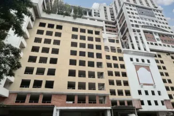 1 Bedroom Condo for sale in The Winning Tower, Khlong Tan Nuea, Bangkok