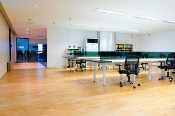 Office for rent in Khlong Tan Nuea, Bangkok