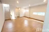 2 Bedroom Townhouse for sale in Lat Phrao, Bangkok