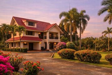 5 Bedroom House for sale in Mae Faek, Chiang Mai