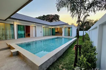 3 Bedroom Villa for sale in Hin Lek Fai, Prachuap Khiri Khan