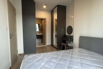 1 Bedroom Condo for rent in Huai Khwang, Bangkok near MRT Phra Ram 9