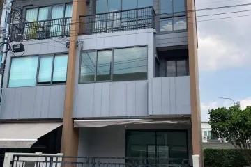 3 Bedroom Townhouse for sale in Prawet, Bangkok