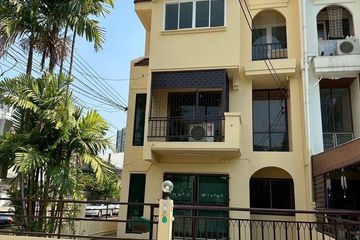 3 Bedroom Townhouse for rent in Maneeya Ville, Bang Na, Bangkok near BTS Udom Suk