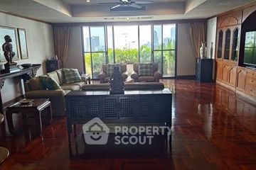 3 Bedroom Condo for sale in Oriental Towers, Khlong Tan Nuea, Bangkok near BTS Thong Lo