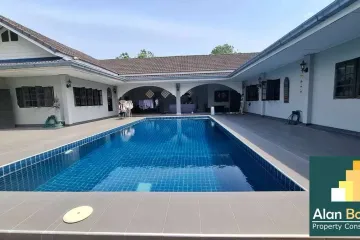 3 Bedroom House for sale in Pong, Chonburi