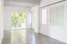Office for rent in Hua Mak, Bangkok near MRT Yaek Lam Sali