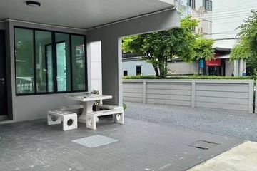 3 Bedroom Townhouse for rent in Areeya Mandarina Sukhumvit 77, Suan Luang, Bangkok near MRT Si Nut