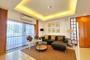 3 Bedroom Condo for rent in Thung Maha Mek, Bangkok near MRT Lumpini