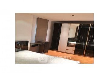 2 Bedroom Condo for rent in Pak Khlong Phasi Charoen, Bangkok near MRT Bang Wa