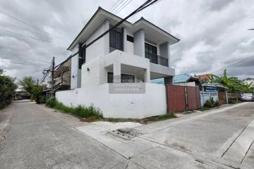 4 Bedroom House for sale in Anusawari, Bangkok