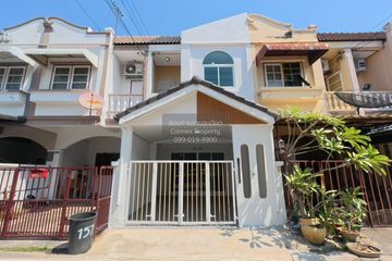2 Bedroom Townhouse for sale in Warangkun Village, Bang Chan, Bangkok