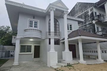 4 Bedroom House for rent in Hua Mak, Bangkok near MRT Si Burapha