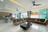 8 Bedroom House for rent in Na Kluea, Chonburi