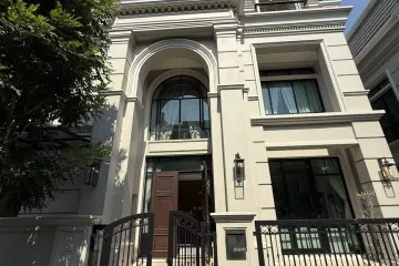 6 Bedroom House for rent in Chong Nonsi, Bangkok