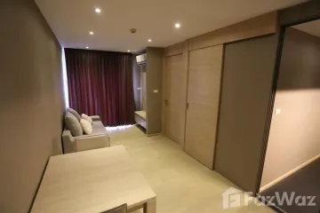 1 Bedroom Condo for rent in Silom, Bangkok near BTS Chong Nonsi