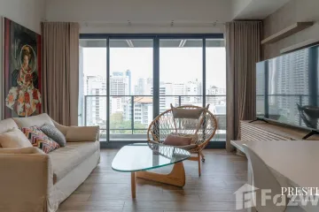 2 Bedroom Condo for rent in Khlong Toei Nuea, Bangkok near MRT Phetchaburi