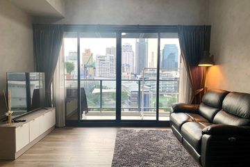 2 Bedroom Condo for rent in Khlong Toei Nuea, Bangkok near MRT Phetchaburi