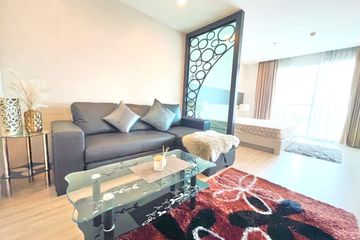 1 Bedroom Condo for rent in Sky Walk Condominium, Phra Khanong Nuea, Bangkok near BTS Phra Khanong