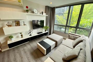 1 Bedroom Condo for rent in The Room Sukhumvit 40, Phra Khanong, Bangkok near BTS Ekkamai