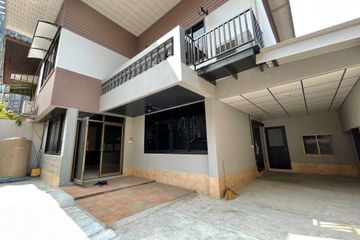 3 Bedroom House for rent in Phra Khanong Nuea, Bangkok near BTS Thong Lo
