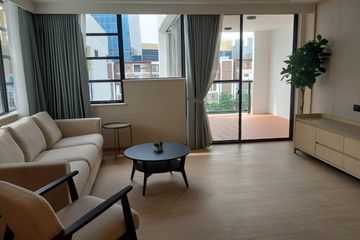 3 Bedroom Condo for rent in Thung Maha Mek, Bangkok near MRT Lumpini