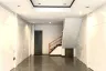 3 Bedroom Commercial for rent in Khlong Tan Nuea, Bangkok near BTS Phrom Phong