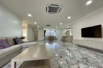3 Bedroom Apartment for rent in Achara, Khlong Tan Nuea, Bangkok