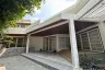 4 Bedroom House for rent in Phra Khanong Nuea, Bangkok near BTS Phra Khanong