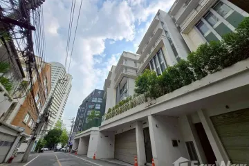 4 Bedroom Condo for rent in 749 Residence, Khlong Tan Nuea, Bangkok near BTS Phrom Phong