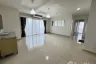 3 Bedroom Condo for rent in Richmond Palace, Khlong Tan Nuea, Bangkok near BTS Phrom Phong