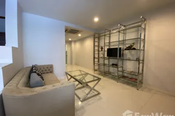 3 Bedroom Townhouse for rent in Inhome Luxury Residences, Khlong Toei, Bangkok near MRT Queen Sirikit National Convention Centre