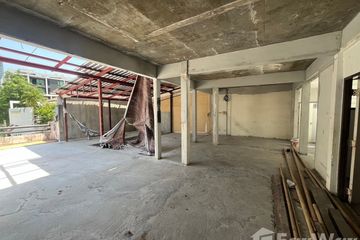 Commercial for rent in Khlong Toei, Bangkok