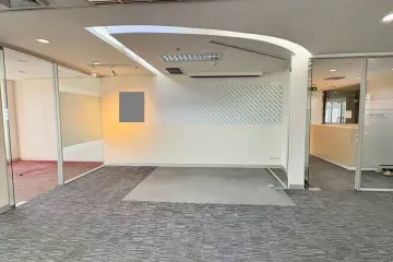 Office for rent in Lumpini, Bangkok near BTS Ploen Chit